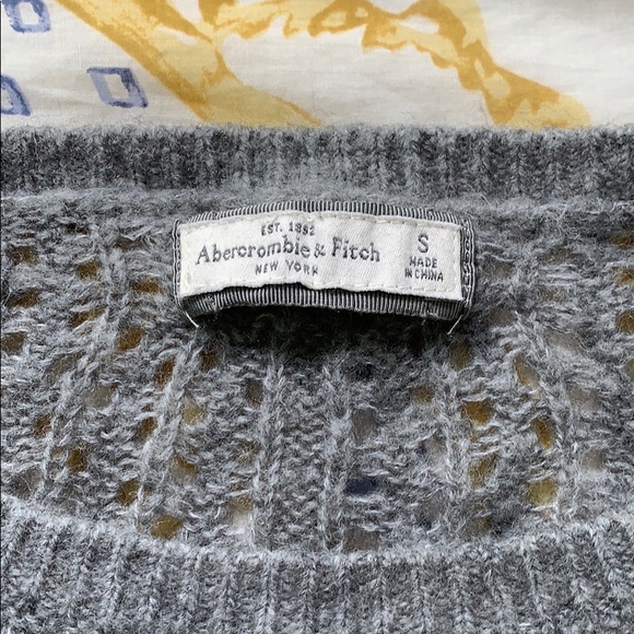 Abercrombie & Fitch Wool Sweater - Picture 2 of 5